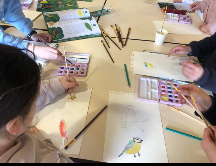 Atelier avec Léna Mazilu : dessins d'oiseaux Médiathèque du Pont des arts Cesson-Sévigné