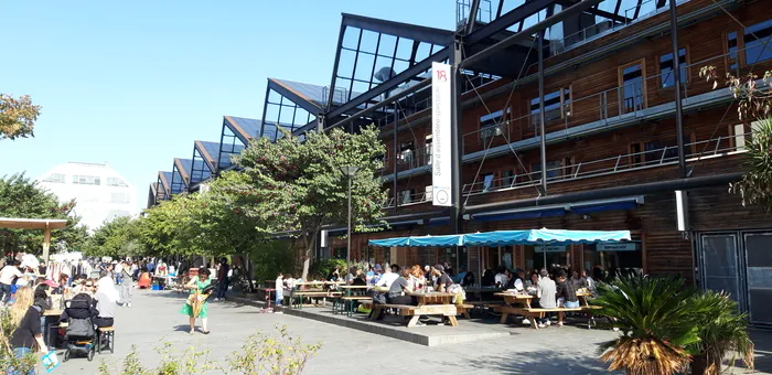 La seconde vie de la halle Pajol - Paris 18e Auberge de jeunesse Yves Robert Paris