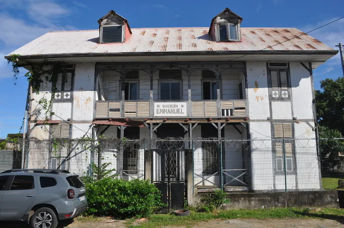 Quartier Laro Saint-Quentin : de l'ancien pénitencier de Cayenne à la maison Emmanuel (1820-2024) avenue Louis Pasteur Cayenne