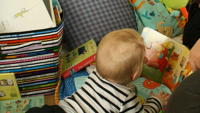 Bouquins câlins pour petits Bibliothèque municipale du Centre René Cassin Petit-Mars