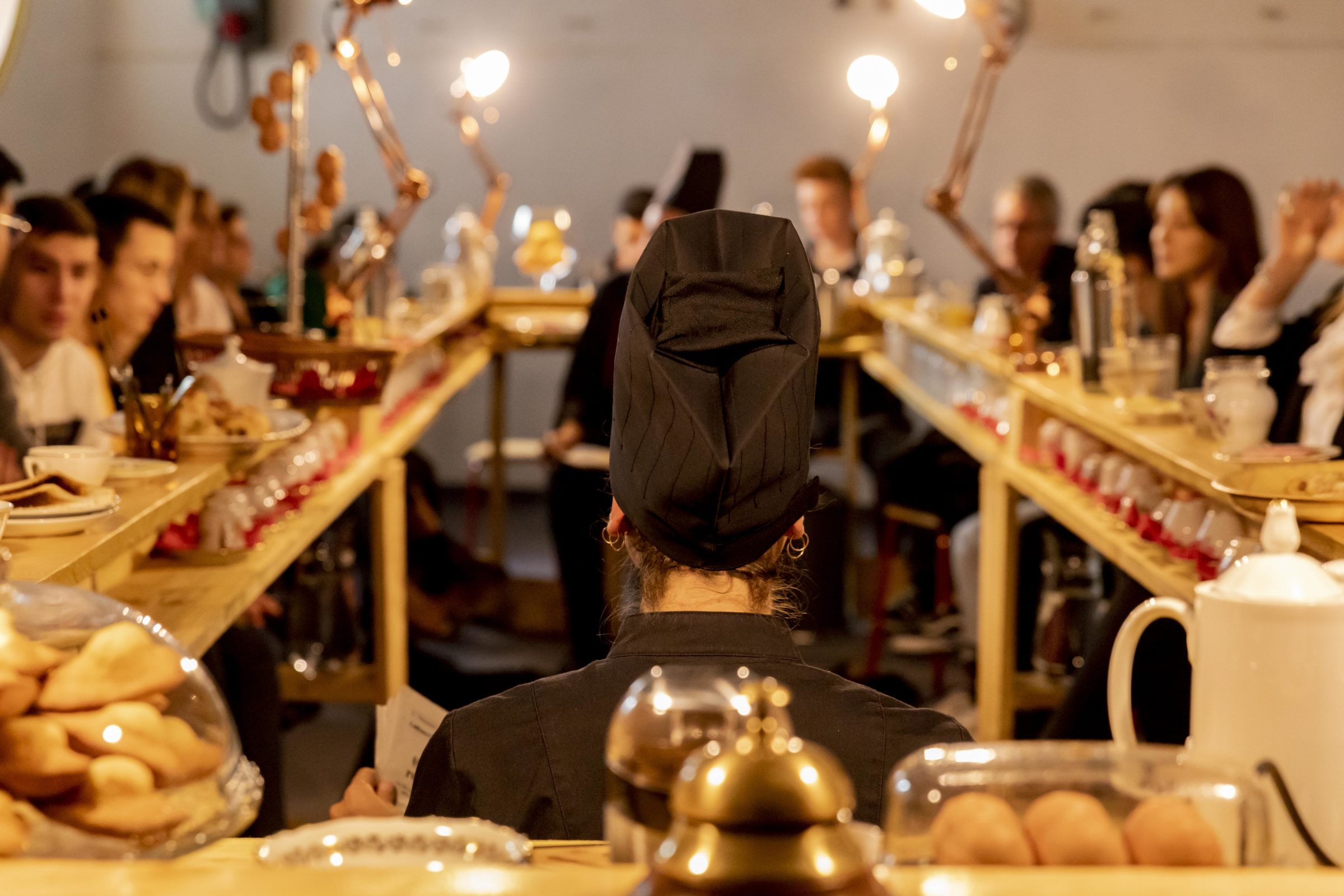 "LE PETIT-DÉJEUNER" COMPAGNIE DEREZO