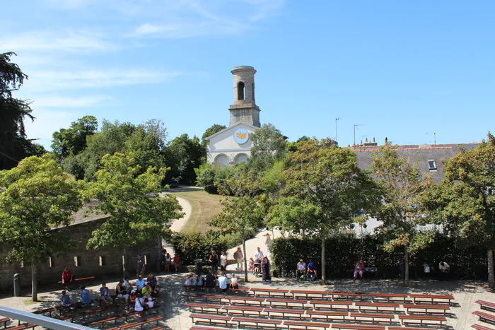 Spectacle jeune public : le mariage de princesse Luciole Carré des Larrons