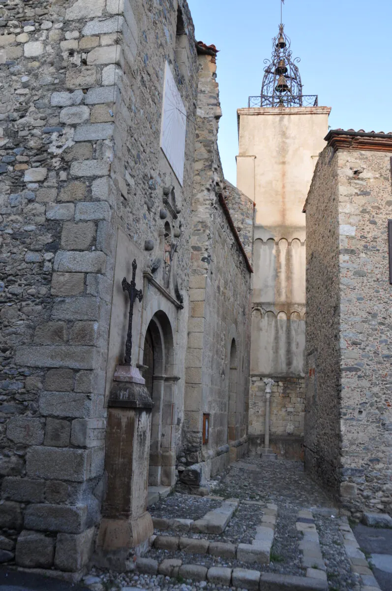 LES BALADES DU CONFLENT "VISITE DU VILLAGE ET DE L'EGLISE DE CATLLAR"