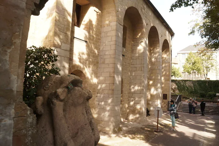 Visite libre du cellier de Clairvaux Cellier de Clairvaux Dijon