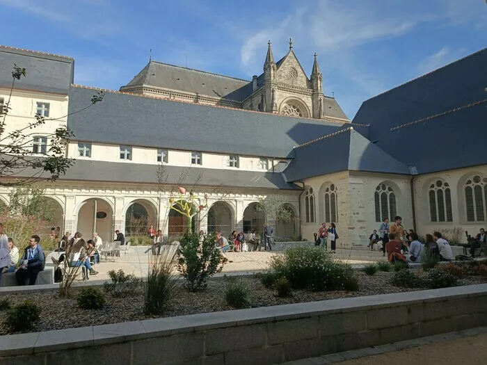 Accès libre au couvent des Jacobins Centre des Congrès - Couvent des Jacobins Rennes