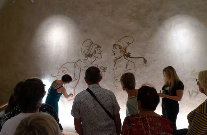 Visite de la tribune aux graffitis CHAPELLE DE L'ANNONCIADE Martigues