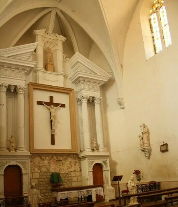 Découverte d'une chapelle du XVIIe siècle Chapelle des Minimes Aubeterre-sur-Dronne