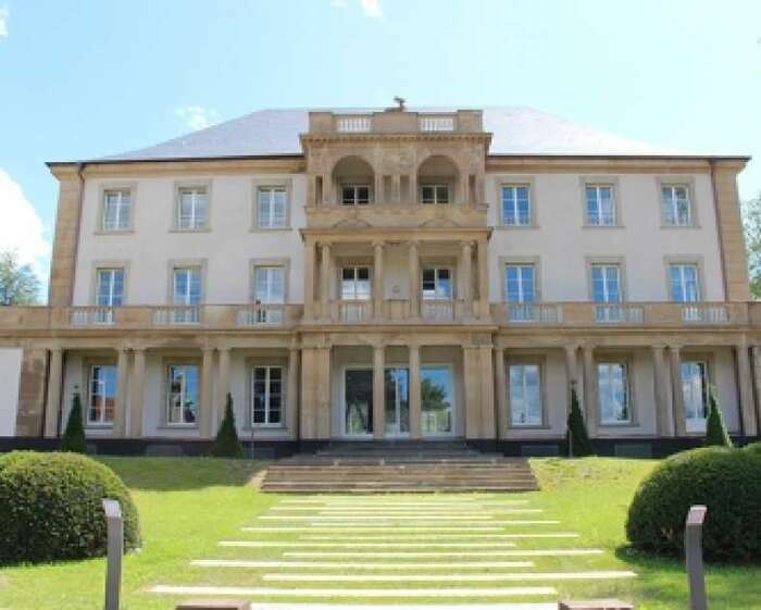 Découvrez l'histoire d'un château érigé en 1850 Château Adt / Nouveau conservatoire Forbach