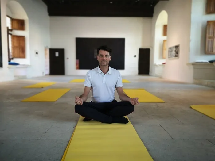 Yoga avec Jérôme Oliveira 13 octobre 2024 Château de Montsoreau - Musée d'Art Contemporain Montsoreau