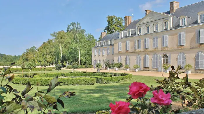 Château de Moulinvieux - Les Mystères de Marguerite Chateau de Moulinvieux - (Parcs et jardins uniquement) Asnières-sur-Vègre