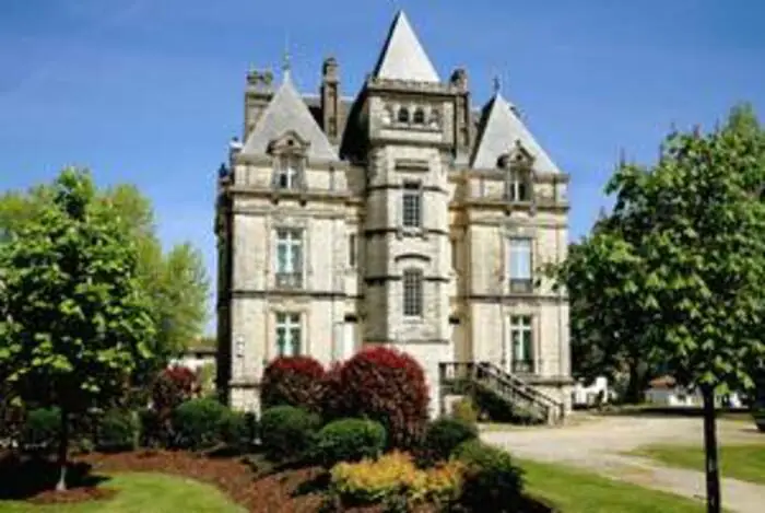 Conférence sur les 150 ans du château d'Haltya Château d'Haltya Ustaritz