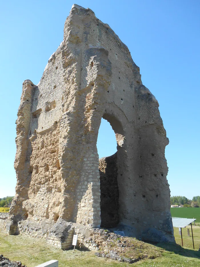 EXPOSITION “ET SI BRIVA ÉTAIT UN PONT QUAND LE SITE ANTIQUE DU VIEUX-POITIERS S’APPELAIT BRIVA”