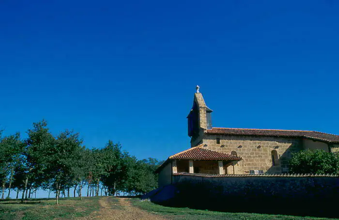 Visite commentée d'une église romane du XIIe siècle Église de Sainte-Croix Carcarès-Sainte-Croix