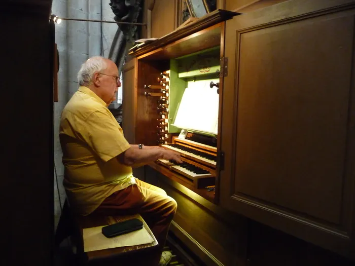 Concert d'orgue à l'église Notre-Dame de Semur-en-Auxois Église Notre-Dame Semur-en-Auxois