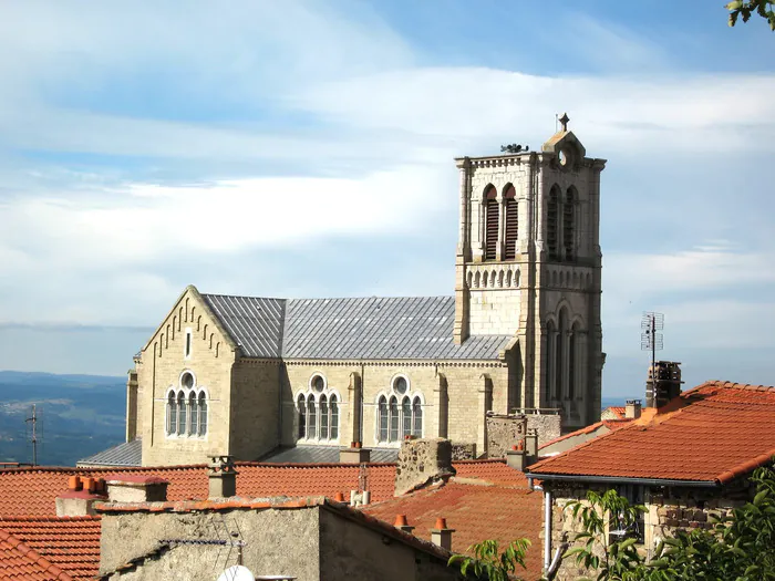 Ouverture de l'église Saint-Pierre Eglise Saint-Pierre 43420 Pradelles Pradelles