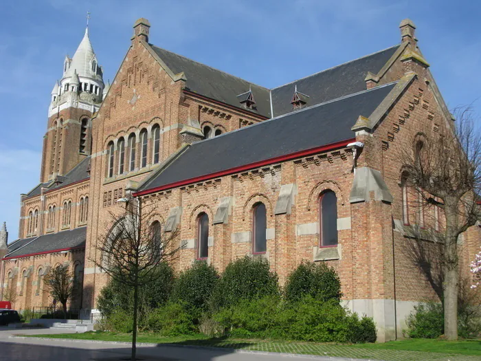 Visite libre de l'église St. Vaast Église Saint-Vaast Bailleul