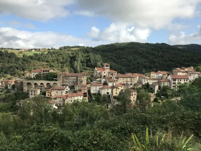 Visite commentée Les fortifications du bourg médiéval d'Auzon       Dimanche 22 septembre 2024 à 16h