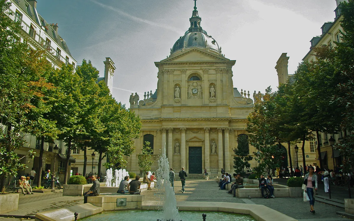 Jeu de piste à Paris : Sur la Piste du Vieux Sage départ :  Square René Viviani Paris