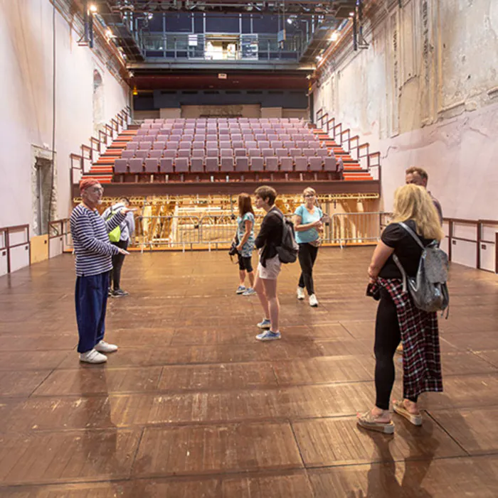 Visite du Tinel : « Dans les coulisses » La Chartreuse - Centre national des écritures du spectacle Villeneuve-lès-Avignon