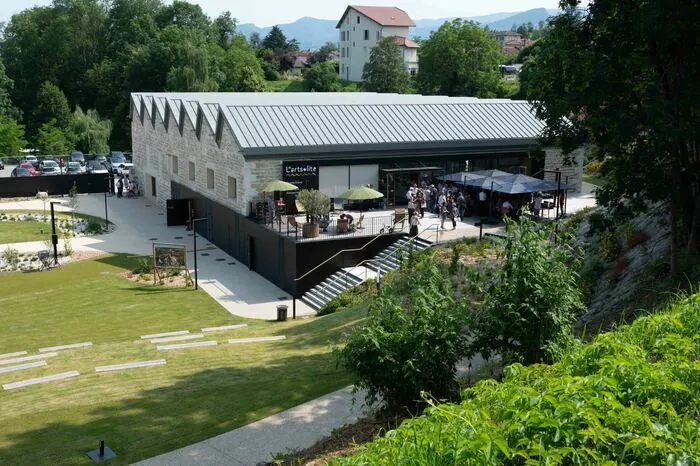 Ouverture de L'artsolite L'artsolite Saint-Jean-en-Royans