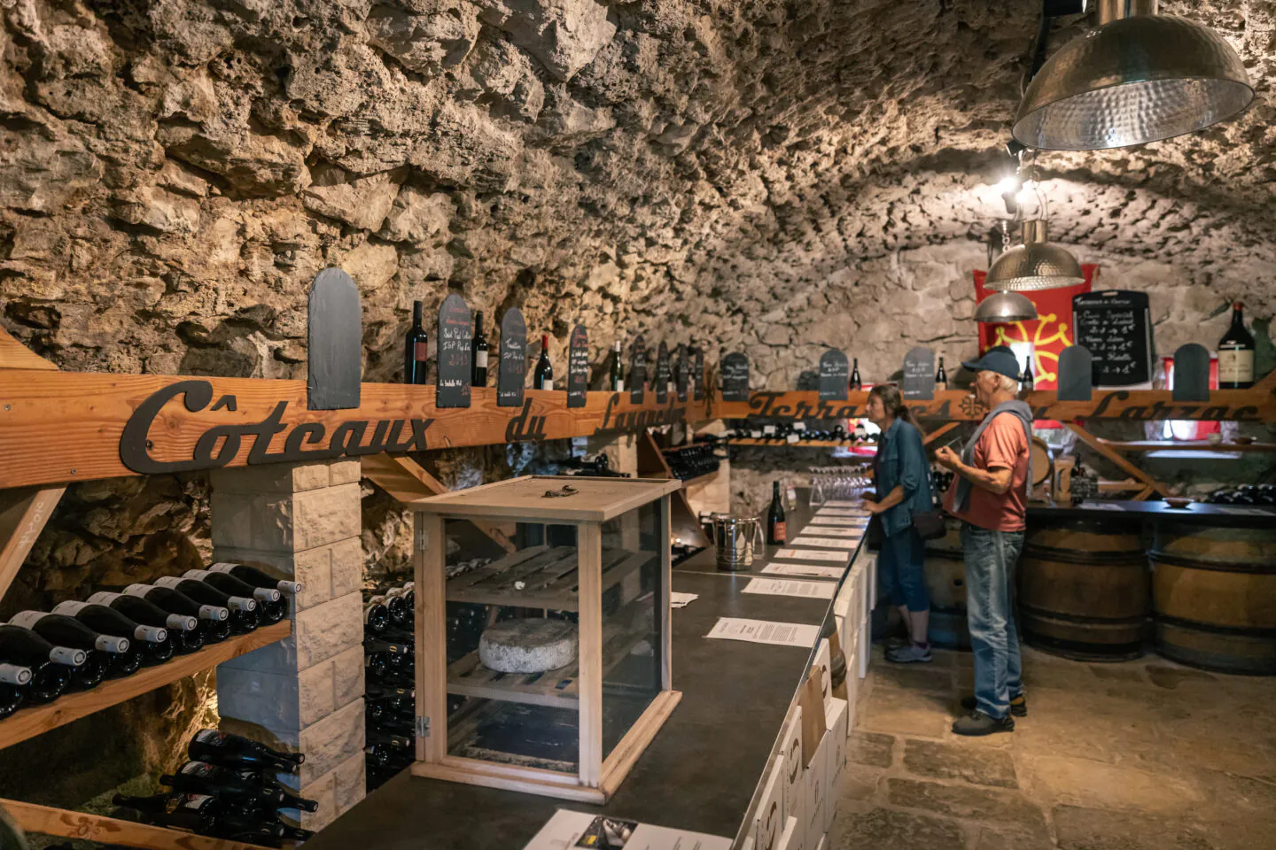 FASCINANT WEEK-END VISITE DE LA GROTTE DE LABEIL ET DEGUSTATION DE VINS AOP TERRASSES DU LARZAC