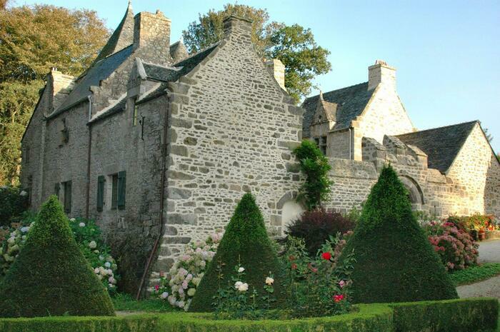 Visite libre des extérieurs et de la chapelle Manoir de Kersaliou Saint-Pol-de-Léon