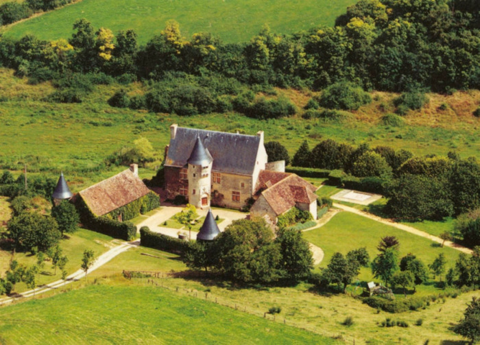 Visite du manoir du Petit Béru Manoir du petit Béru Vallon-sur-Gée