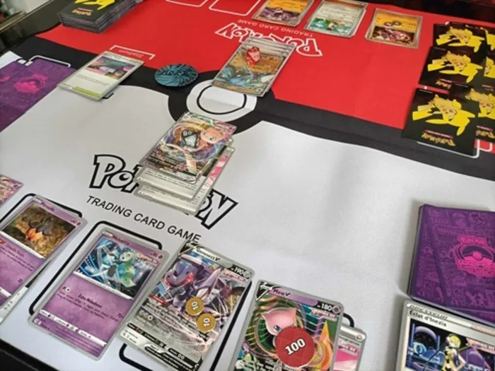 Initiation au jeu de cartes Pokémon Médiathèque La Parenthèse Nivillac