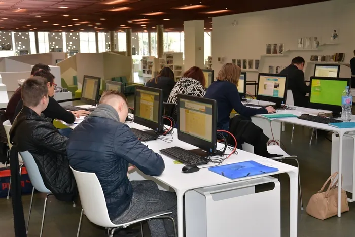 Clic & souris Médiathèque L'Atelier Média Carvin