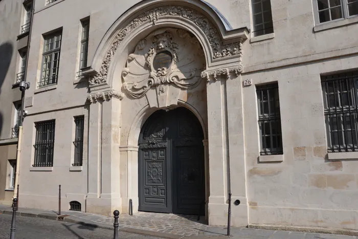 Visites guidées de l’hôtel particulier Chalons-Luxembourg Mémorial de la Shoah Paris