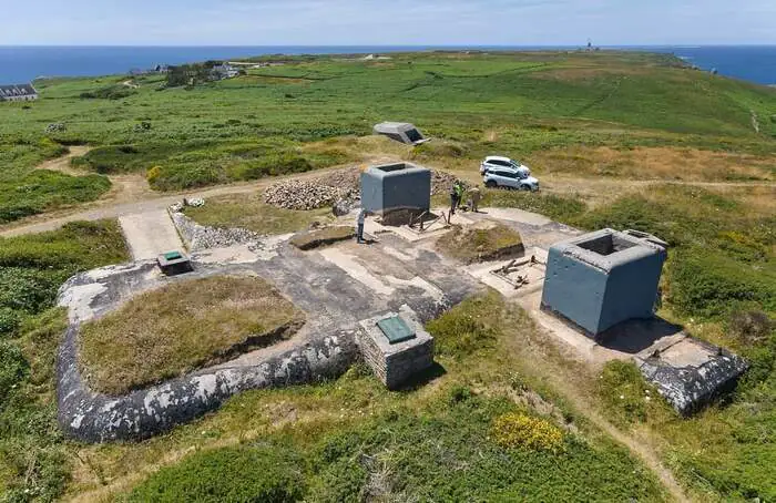 Visite guidée de l'ancienne station radar allemande de la seconde guerre mondiale Men Tan / Plogoff Plogoff