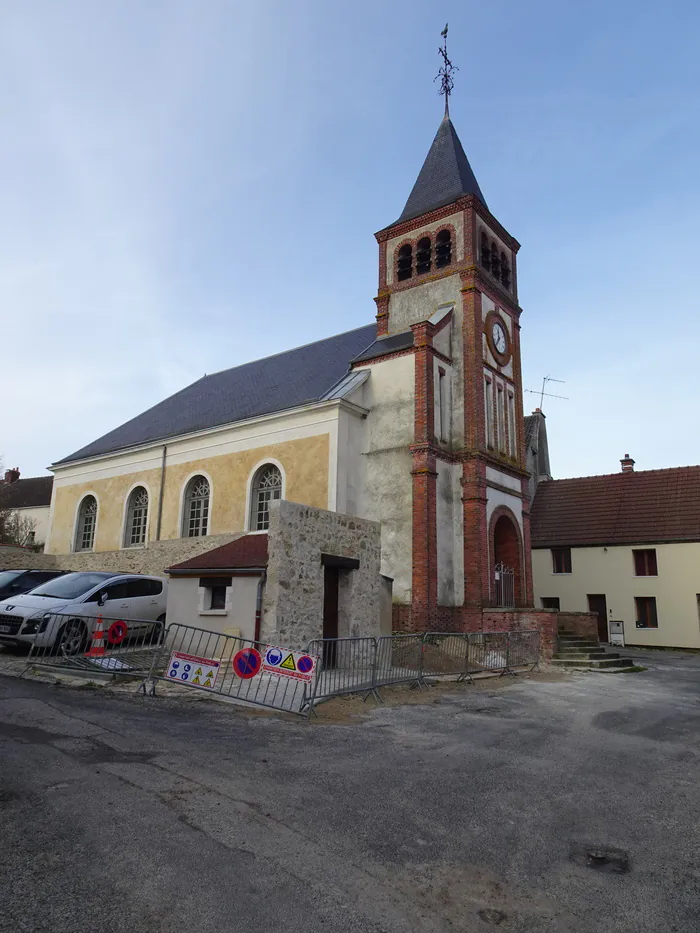 Visite du temple de Monneaux Monneaux (commune d'Essômes 02400) Saint-Antonin-Noble-Val