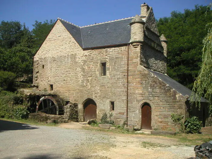 Découvrez le Moulin Chef du Bois Moulin à eau du Chef du Bois La Forêt-Fouesnant