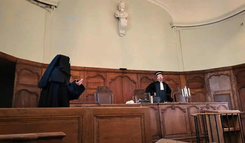 REPRÉSENTATIONS THÉÂTRALISÉES "PAR CONTUMACE !" A L'ANCIEN TRIBUNAL D'INSTANCE