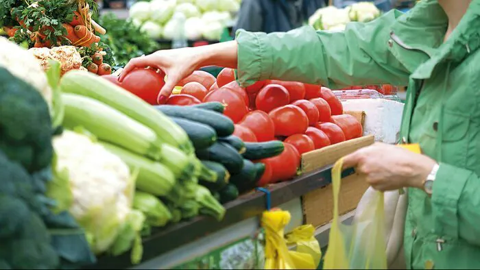 Marché de producteurs et artisanat Place de la Mairie Euzet