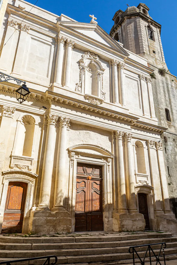 Visite commentée "L'église Saint-Julien" Place de la République Arles