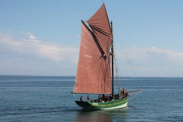 Visite du bateau et sensibilisation à la sauvegarde d'un tel patrimoine Port d'Audierne - Quai Camille Pelletan Audierne