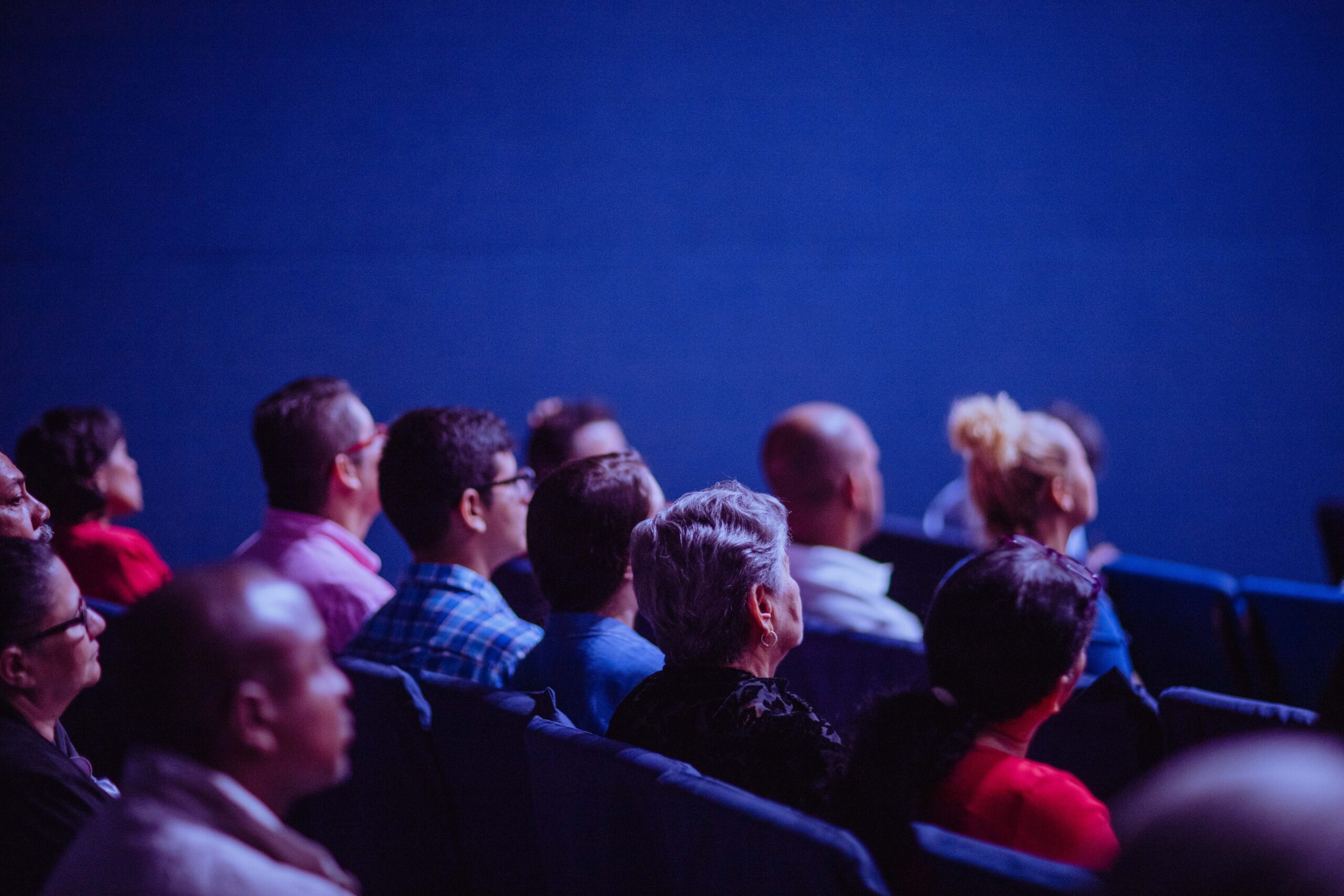 Séance de cinéma C'est le monde à l'envers !