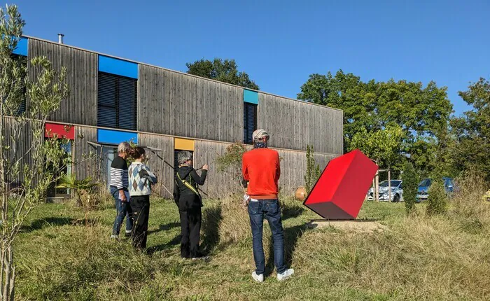 Maison-atelier d'artiste et lieu d’exposition : le basculeur lieu d’art contemporain / atelier m.chopy Le basculeur Revel-Tourdan