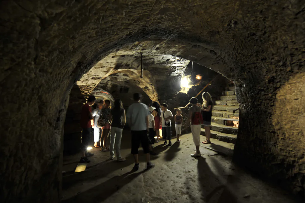 Visite guidée du souterrain de la Règle