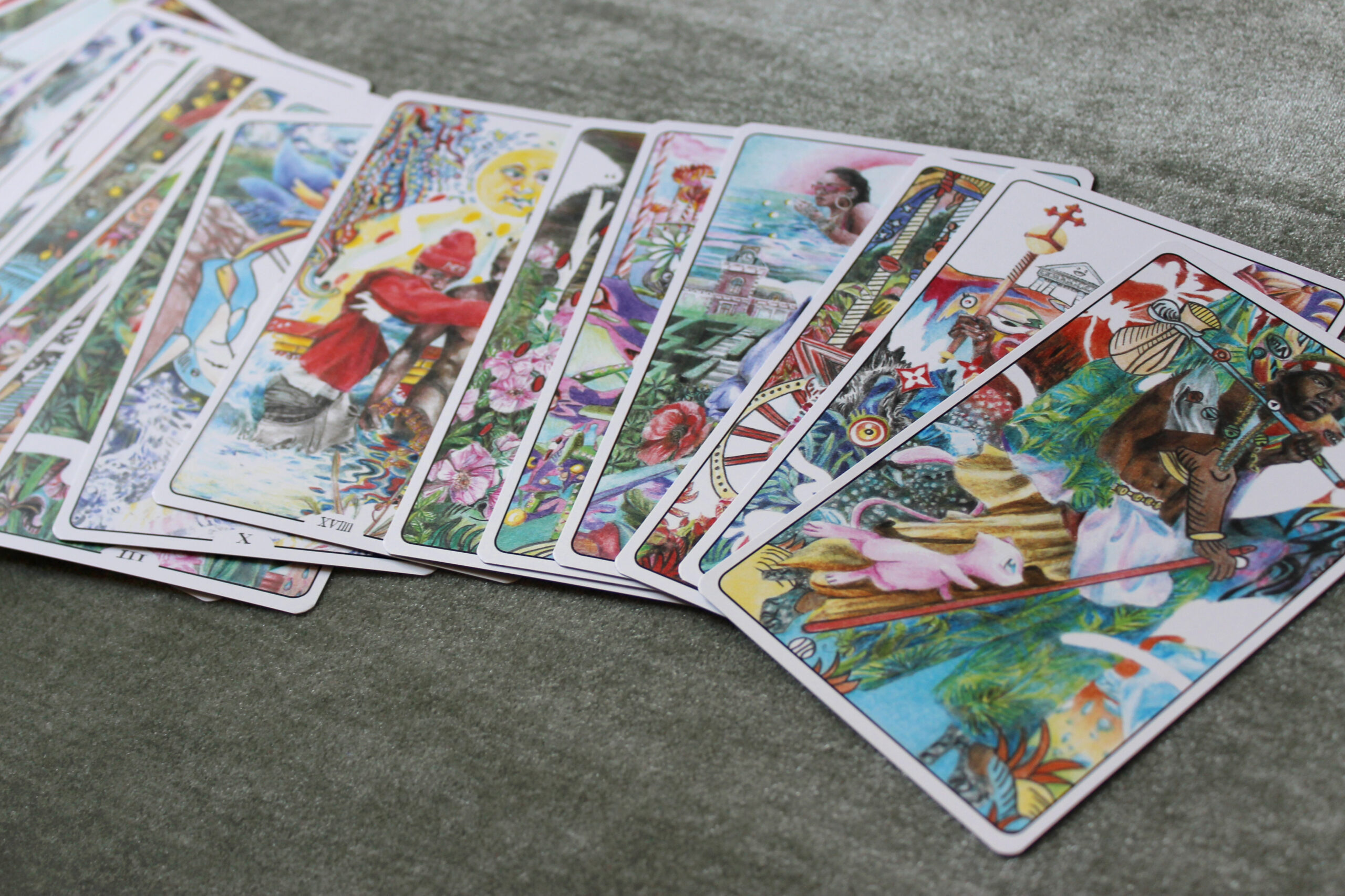 Week-end des Frac Activation du jeu de tarot de l'artiste Jimmy Beauquesne Limoges