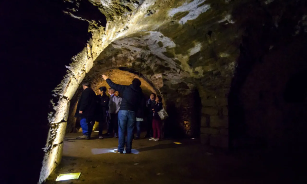 Visite guidée des souterrains aux chandelles