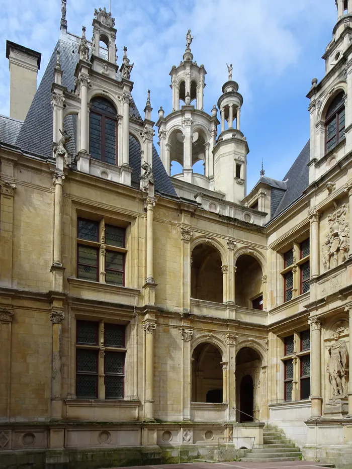 L'architecture de Caen à la Renaissance - Étienne Faisant Université de Caen Normandie Caen