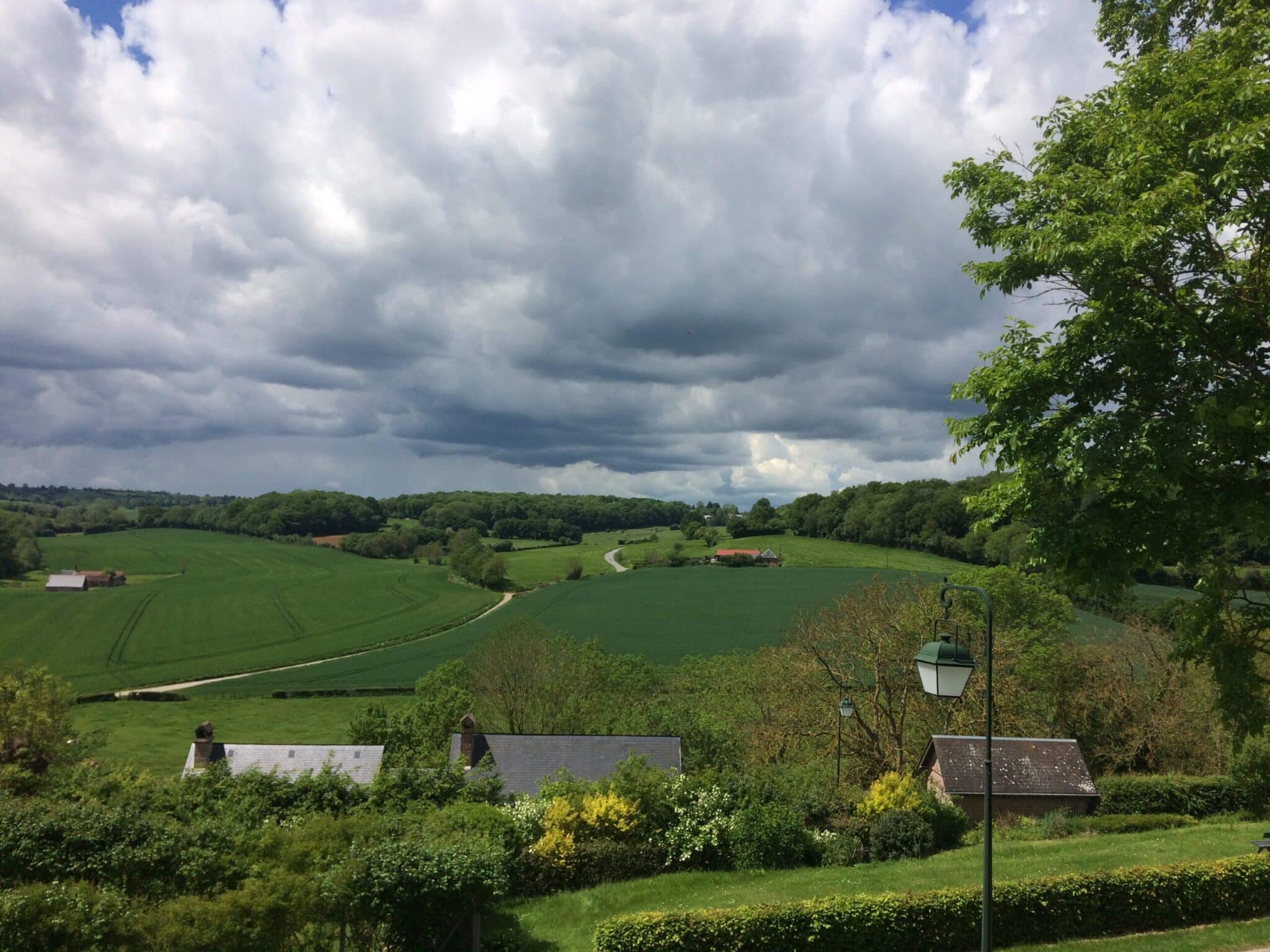 Par le bois de Monceaux et les hameaux de Saint-Arnoult Monceaux-l'Abbaye Hauts-de-France