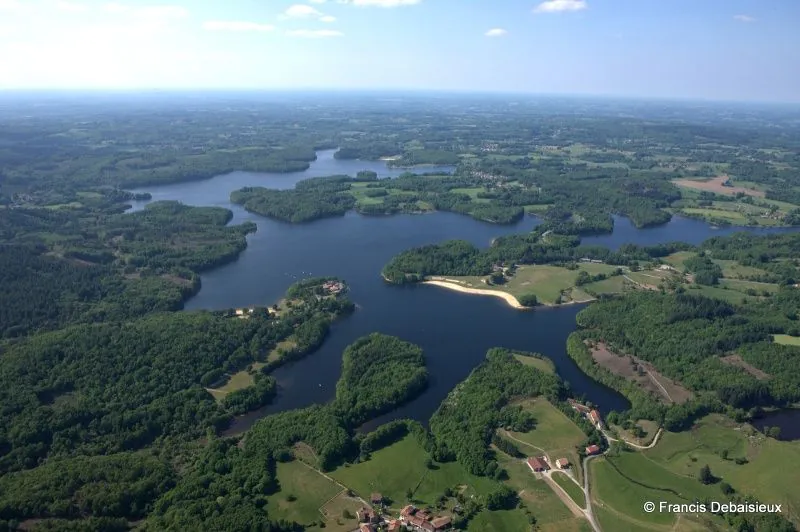 Lac de Saint-Pardoux Razès Nouvelle-Aquitaine