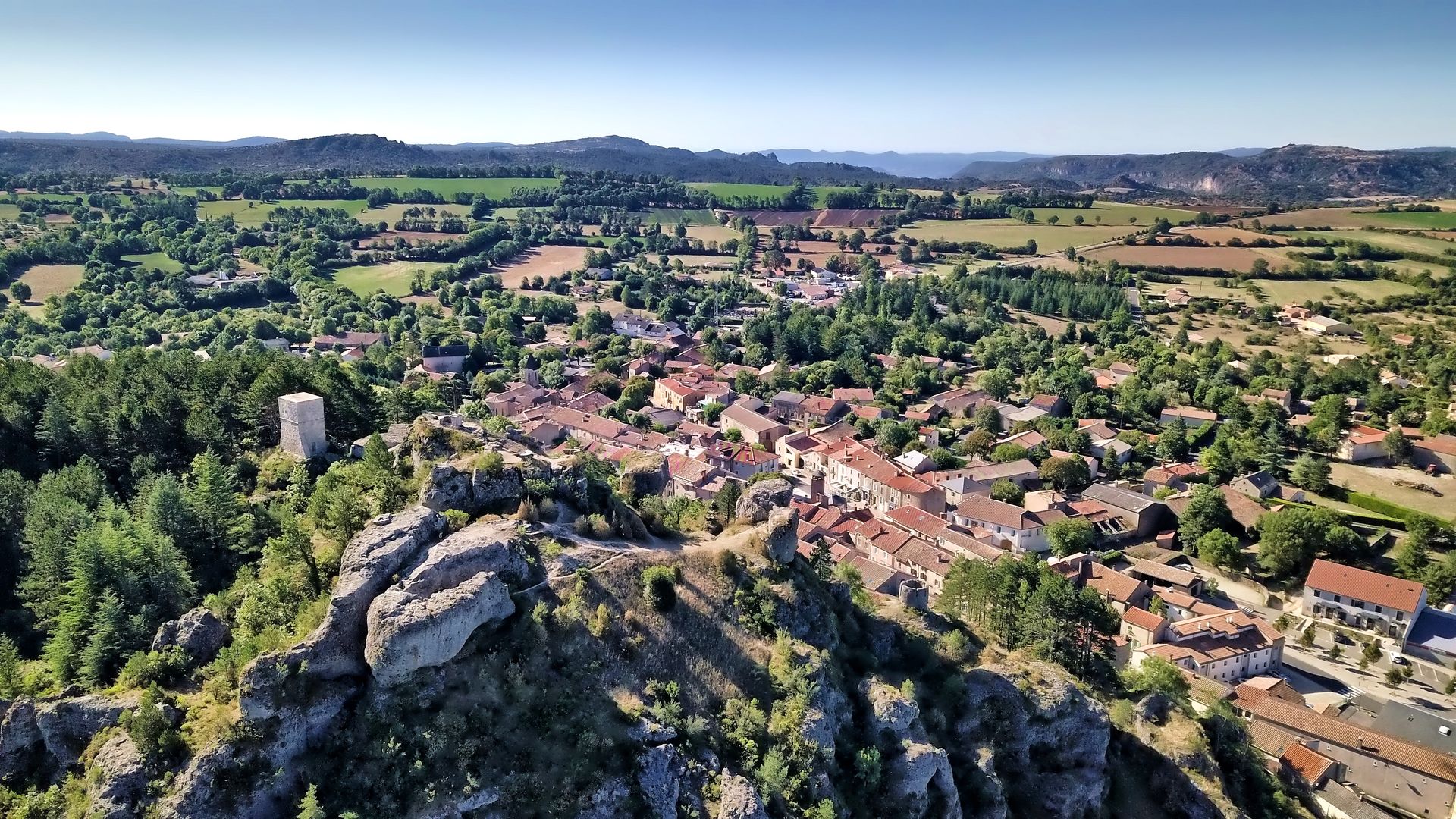 RANDONNÉE DU SUD LARZAC Le Caylar Occitanie