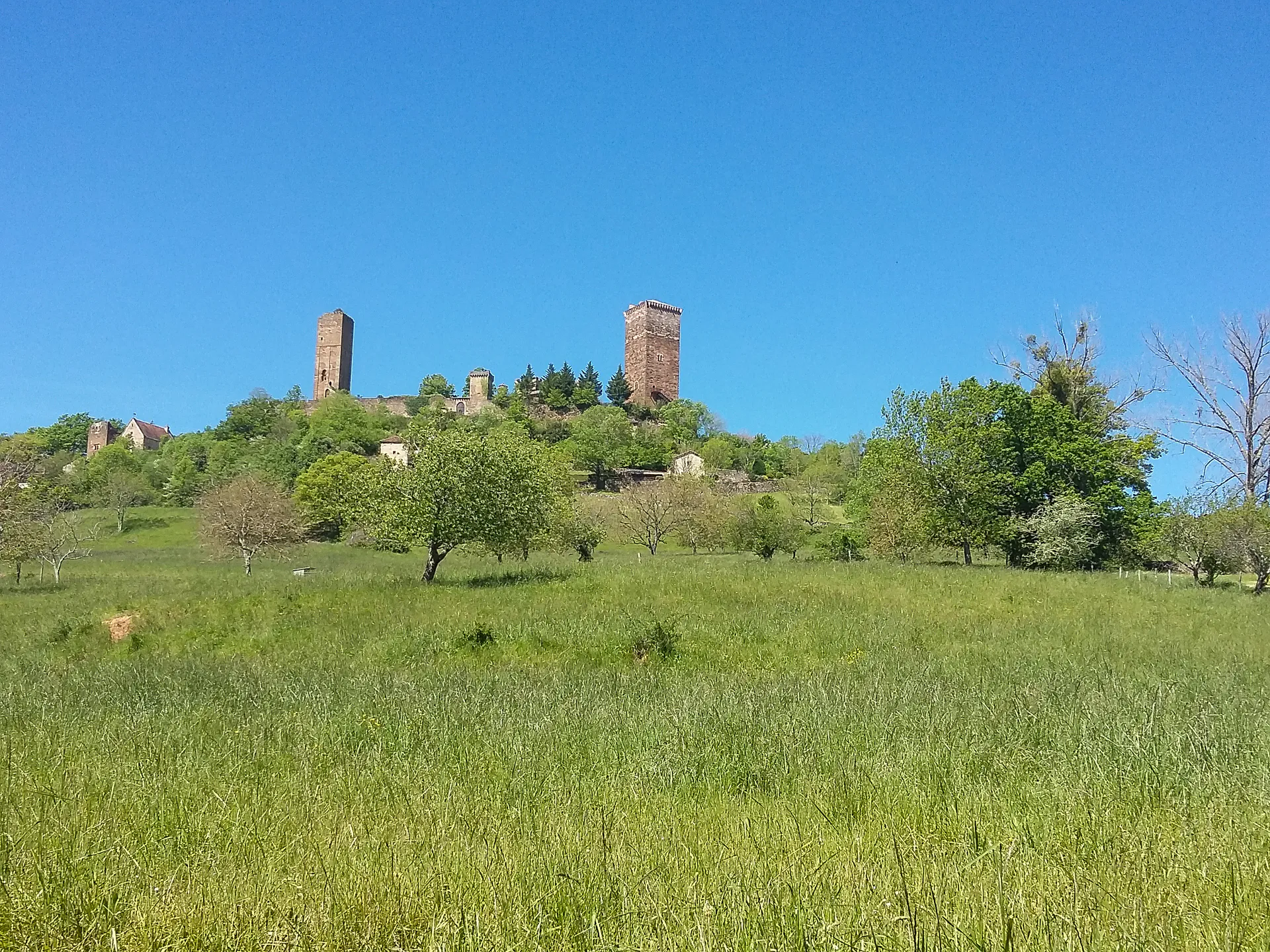 Sous les Soleils de Lurçat Saint-Céré Occitanie