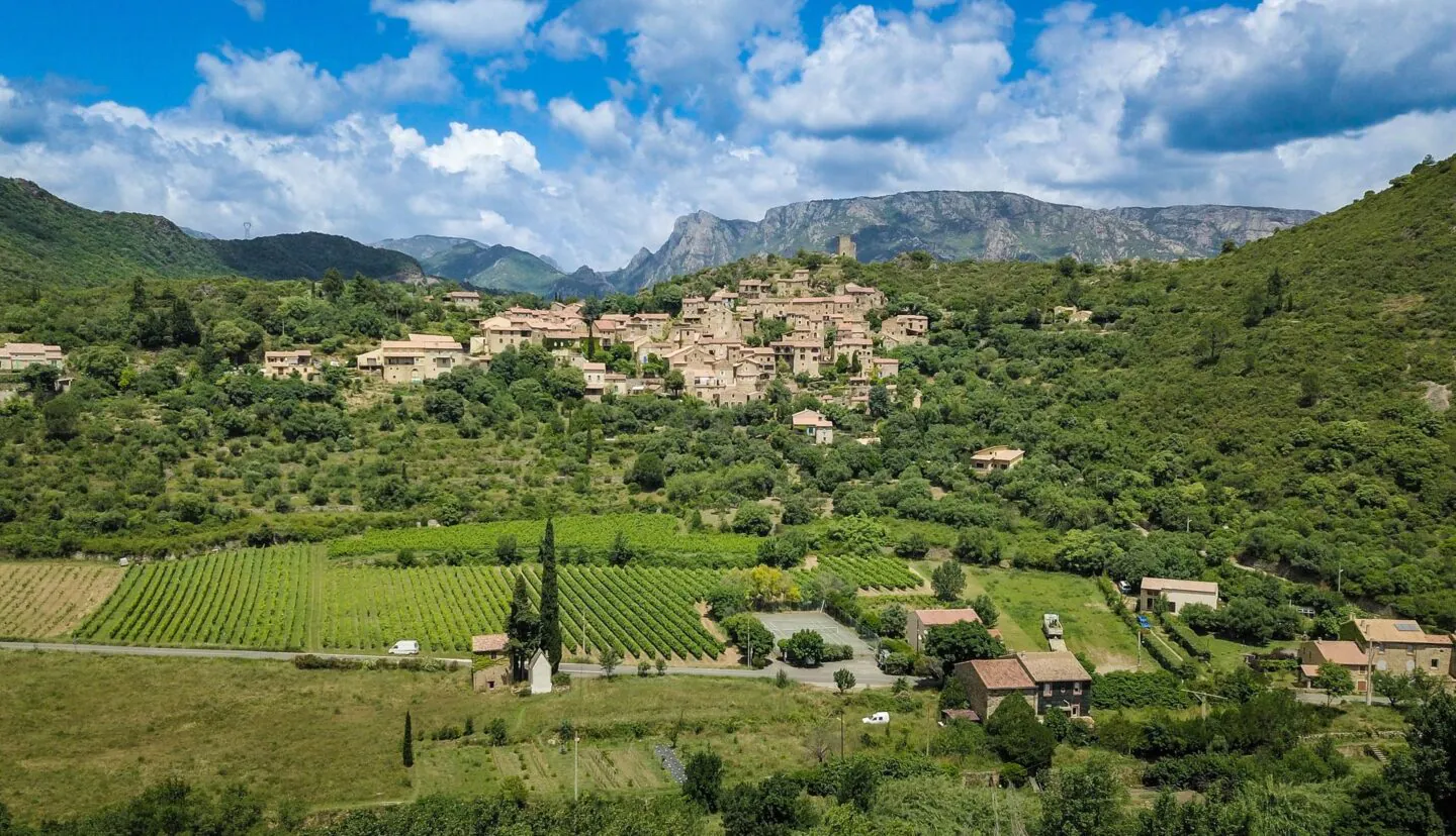 ENTRE VIGNOBLES ET VALLÉE DE L'ORB Villeneuvette Occitanie