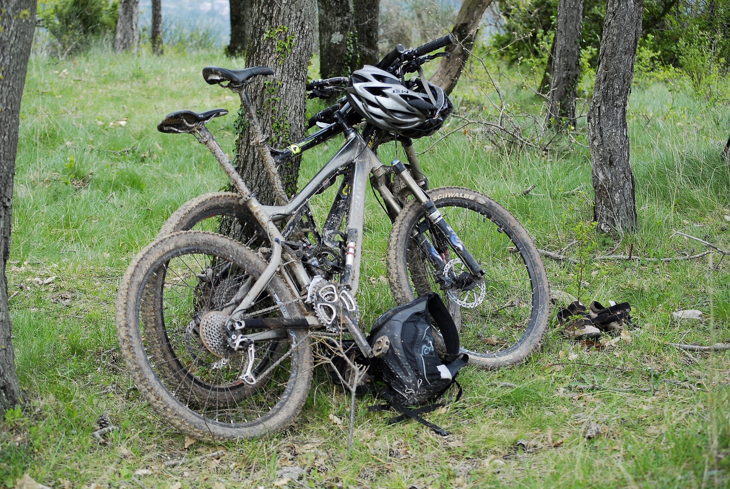 CIRCUIT AUTOUR DU BOIS DE LA DEVÈZE ESPACE VTT-FFC LODÉVOIS ET LARZAC Saint-Michel Occitanie