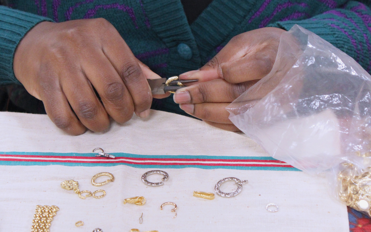 Atelier créatif - Bijoux : boucles d'oreilles L'Atelier de la Ressourcerie Créative Paris